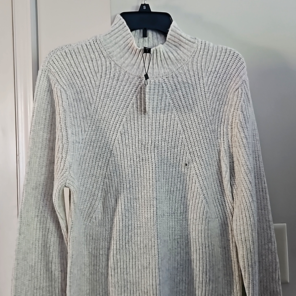 NWT Express mens' cable knit mockneck sweater size Small light grey long sleeve
